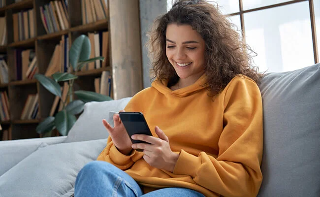 Young people using online food delivery platforms